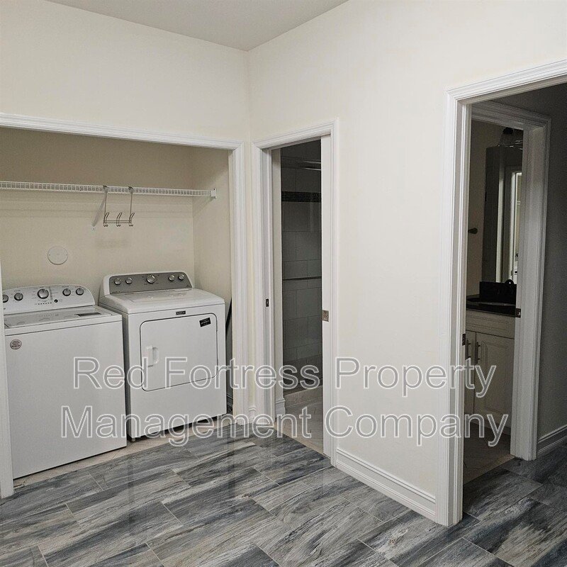 7963 Bristol Circle property image