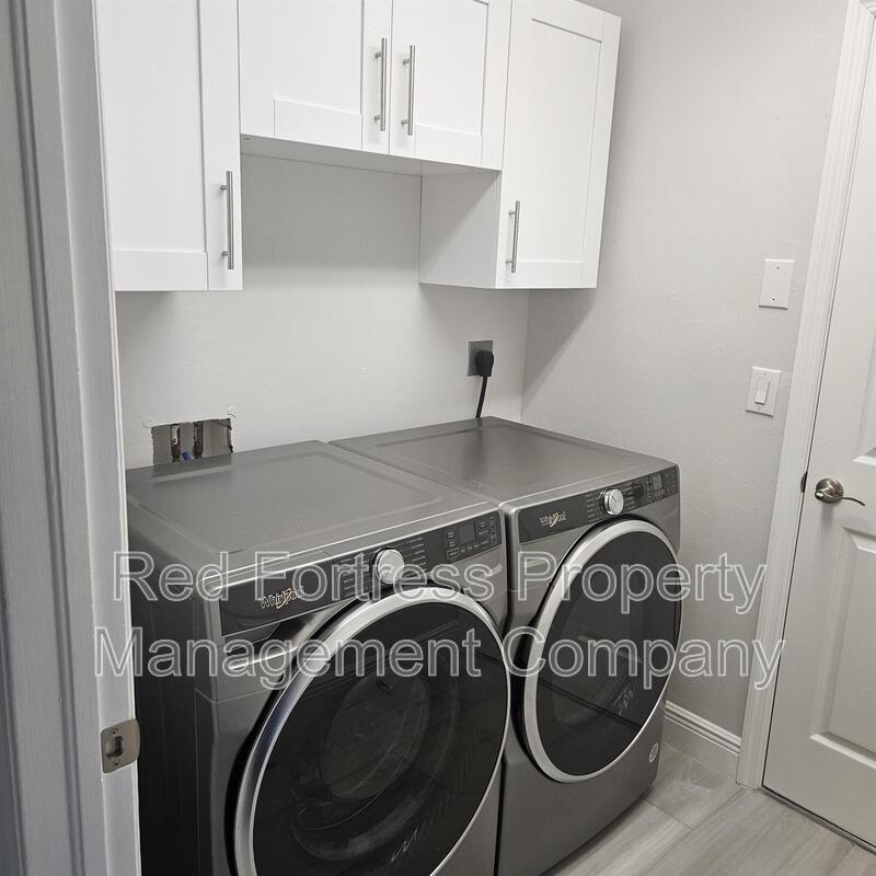 15570 Beach Pebble Way property image