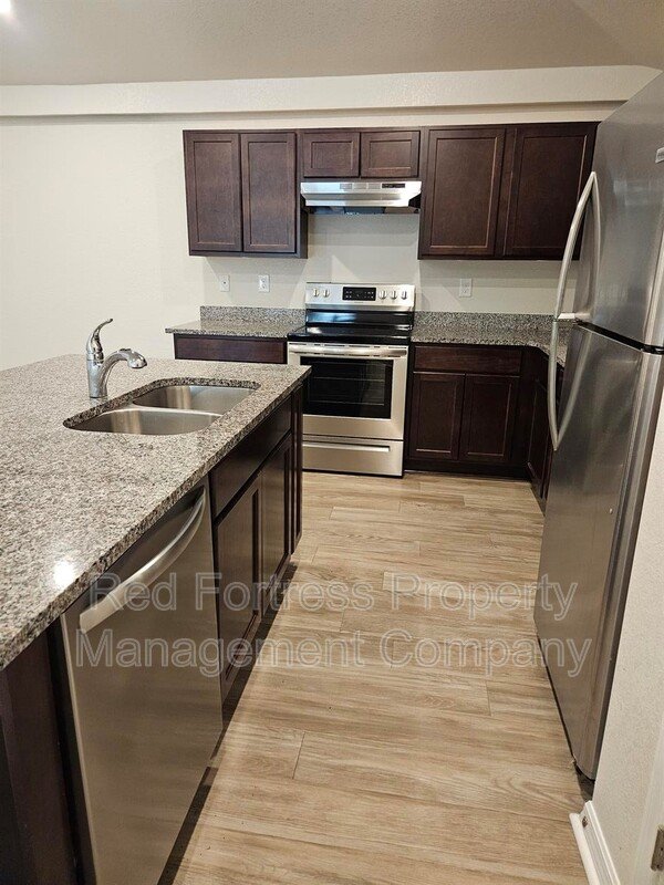 1957 Laverna Ave property image