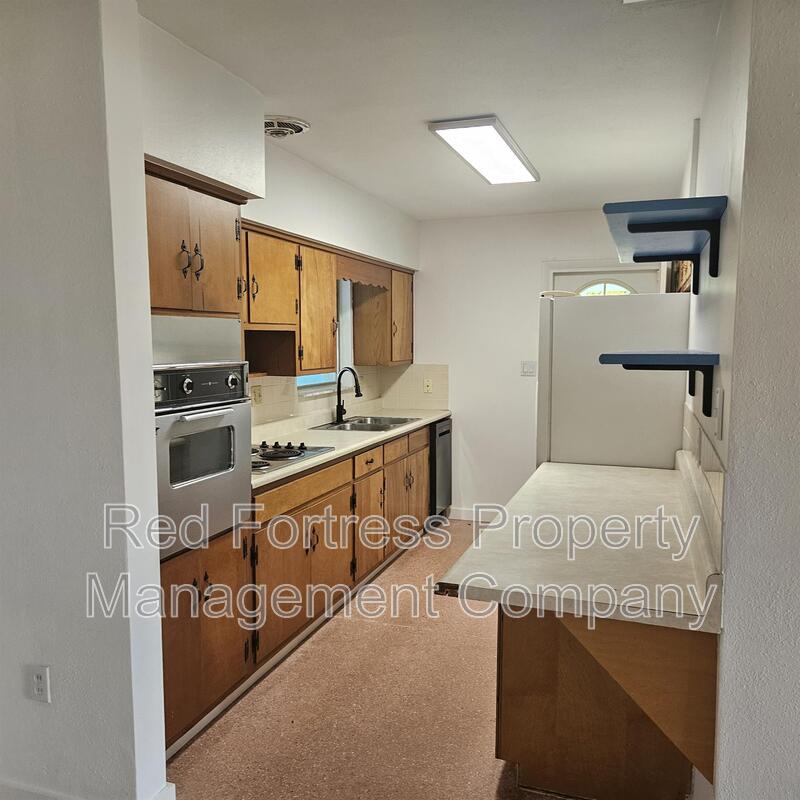 1531 Grace Ave property image