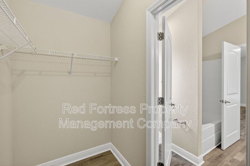 27078 Brook Forest Rd property image