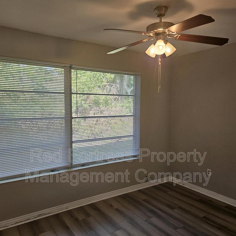 1641 Moreno Ave property image