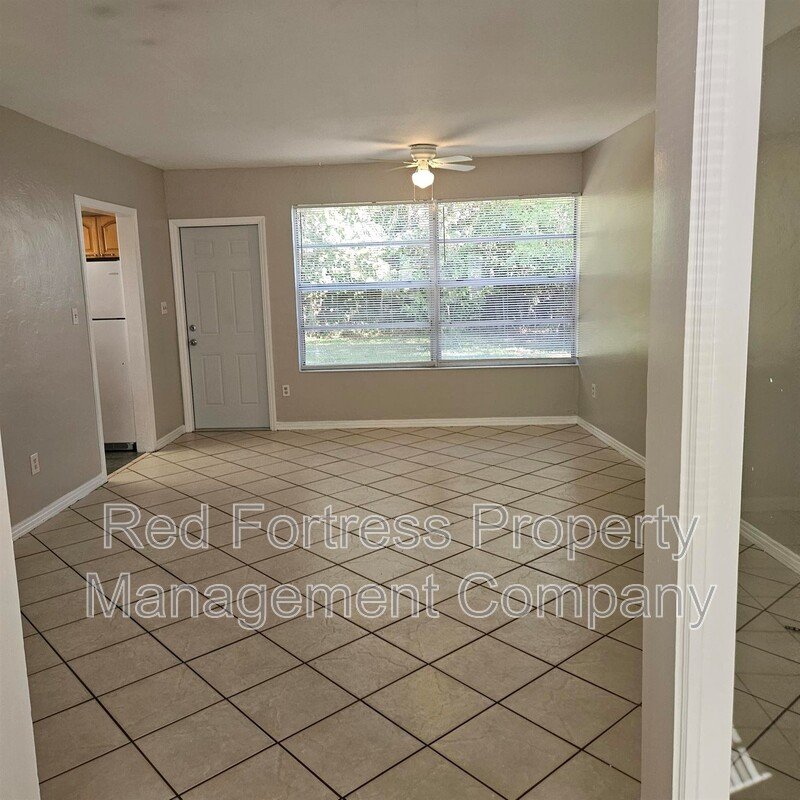 1641 Moreno Ave property image