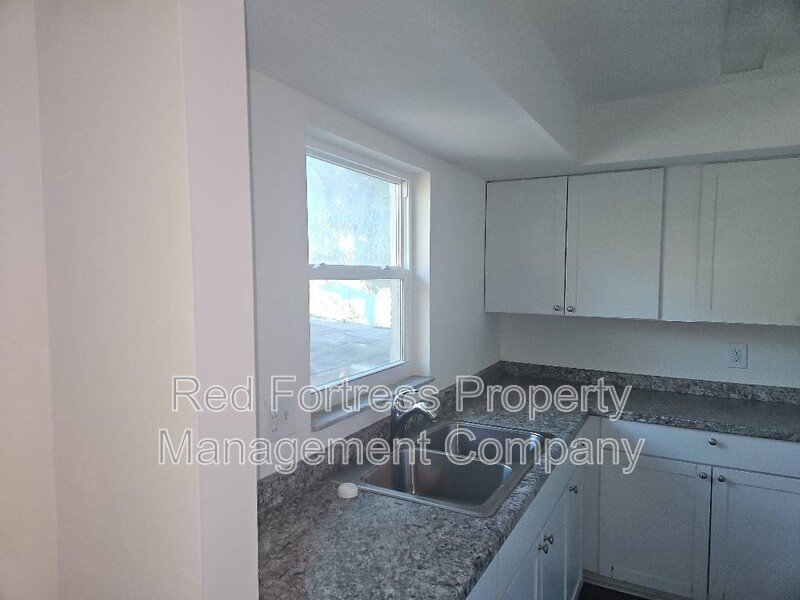 4331 Glenwood Ave #3 property image
